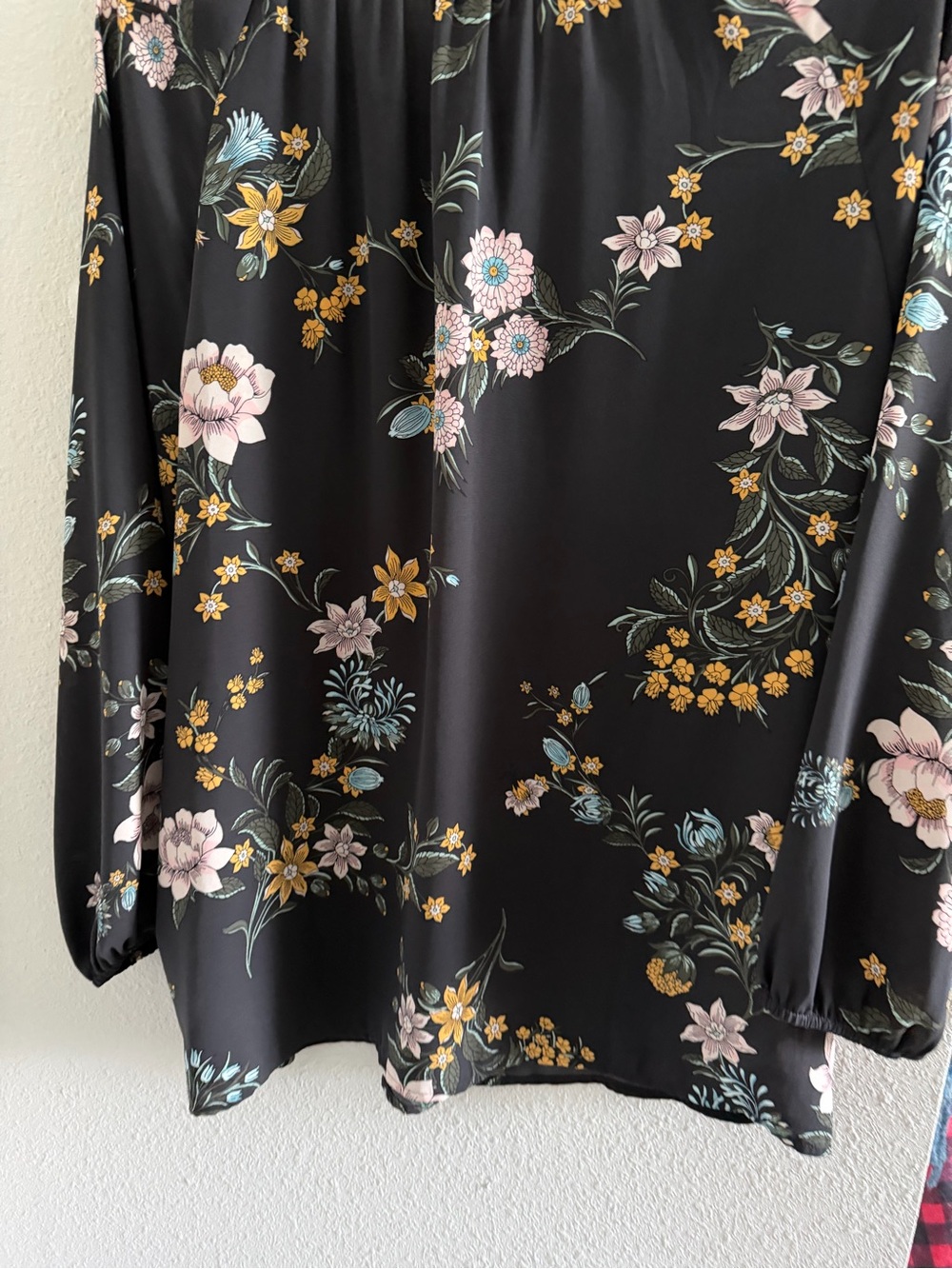 LOFT Black Floral Tie-Neck Blouse - Picture 6 of 9